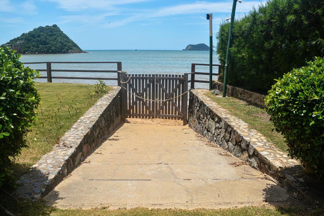Casa Pe Na Areia Com Varanda Gourmet Em Buzios Rj Exterior photo
